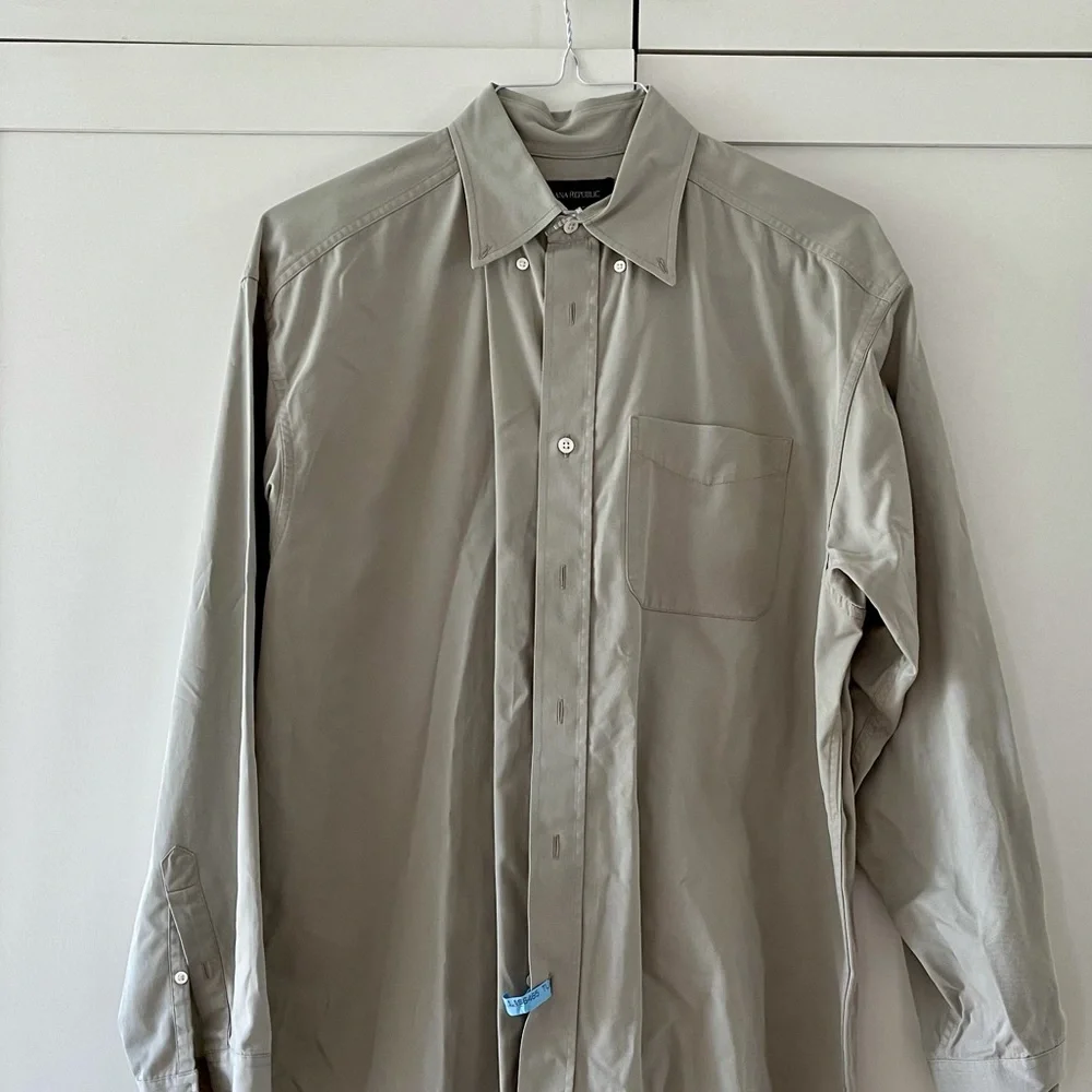 Banana Republic Khaki Tan Button Collar Shirt, sz M